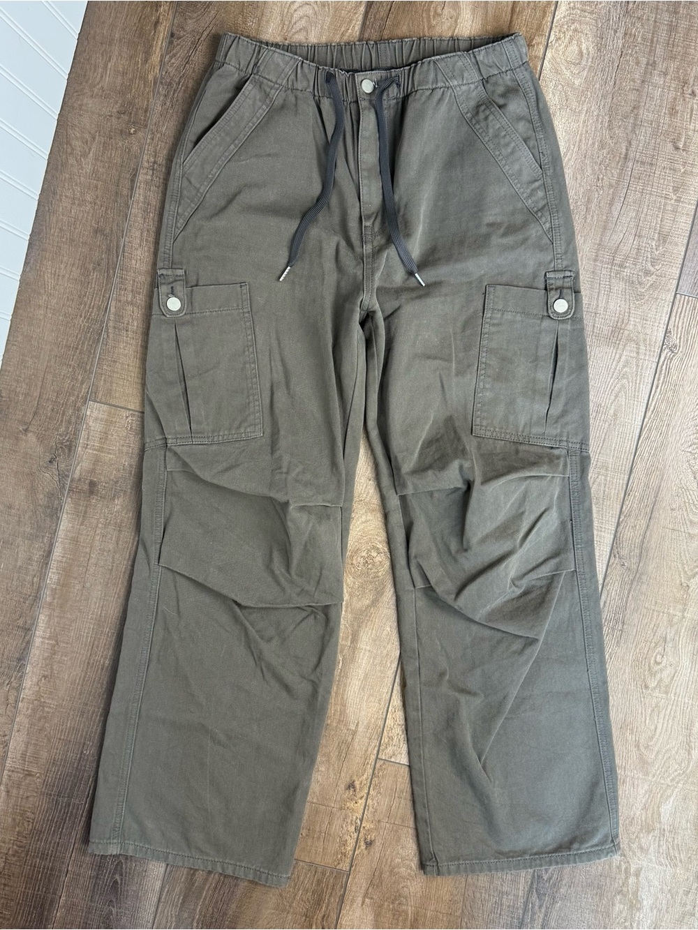 CIDER Washed Olive Gray Drawstring Cargo Pants | Wide Leg | Large